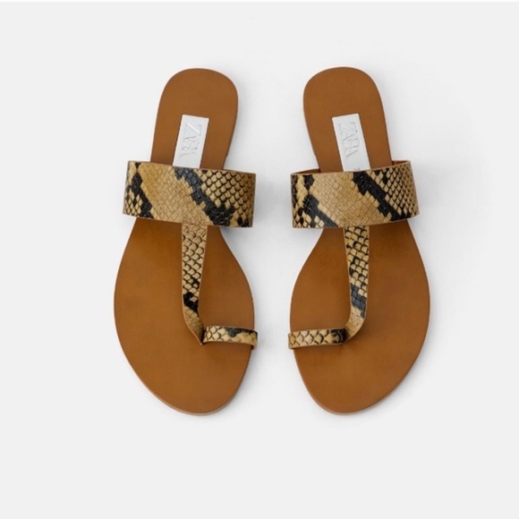 ZARA BNWT Animal Print Flat Sandals - Picture 1 of 6